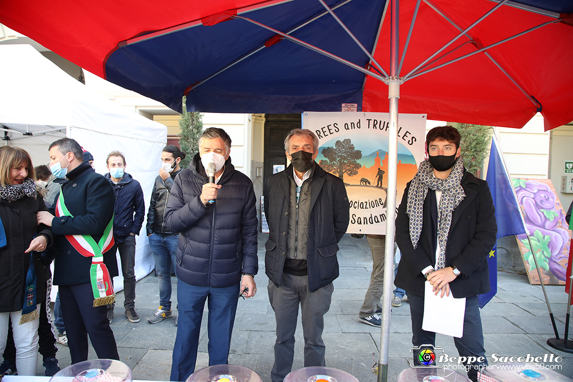 VBS_6021 - 10.ma Fiera Nazionale del Tartufo e Fiera dei Santi.jpg